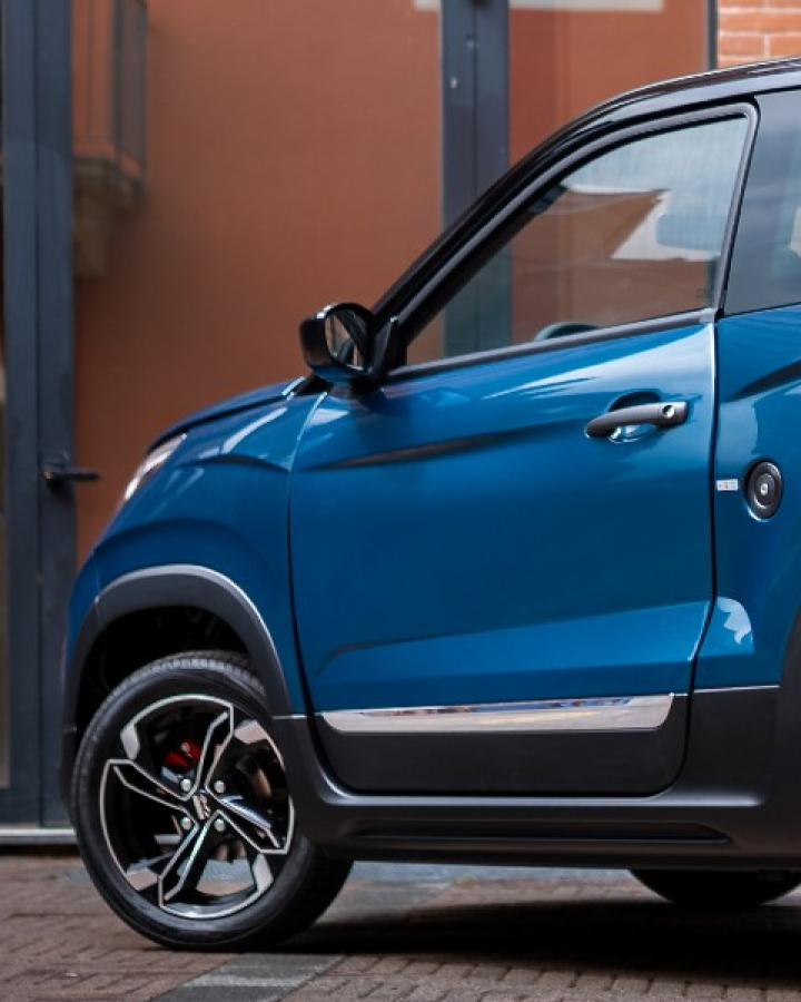 Mopeder & mopedbilar